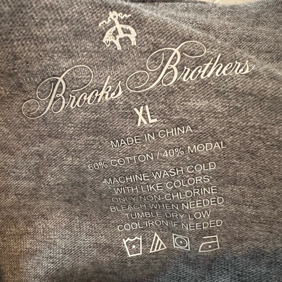 NWOT Brooks Brothers Heather Gray T Shirt, Size XL - Picture 3 of 3